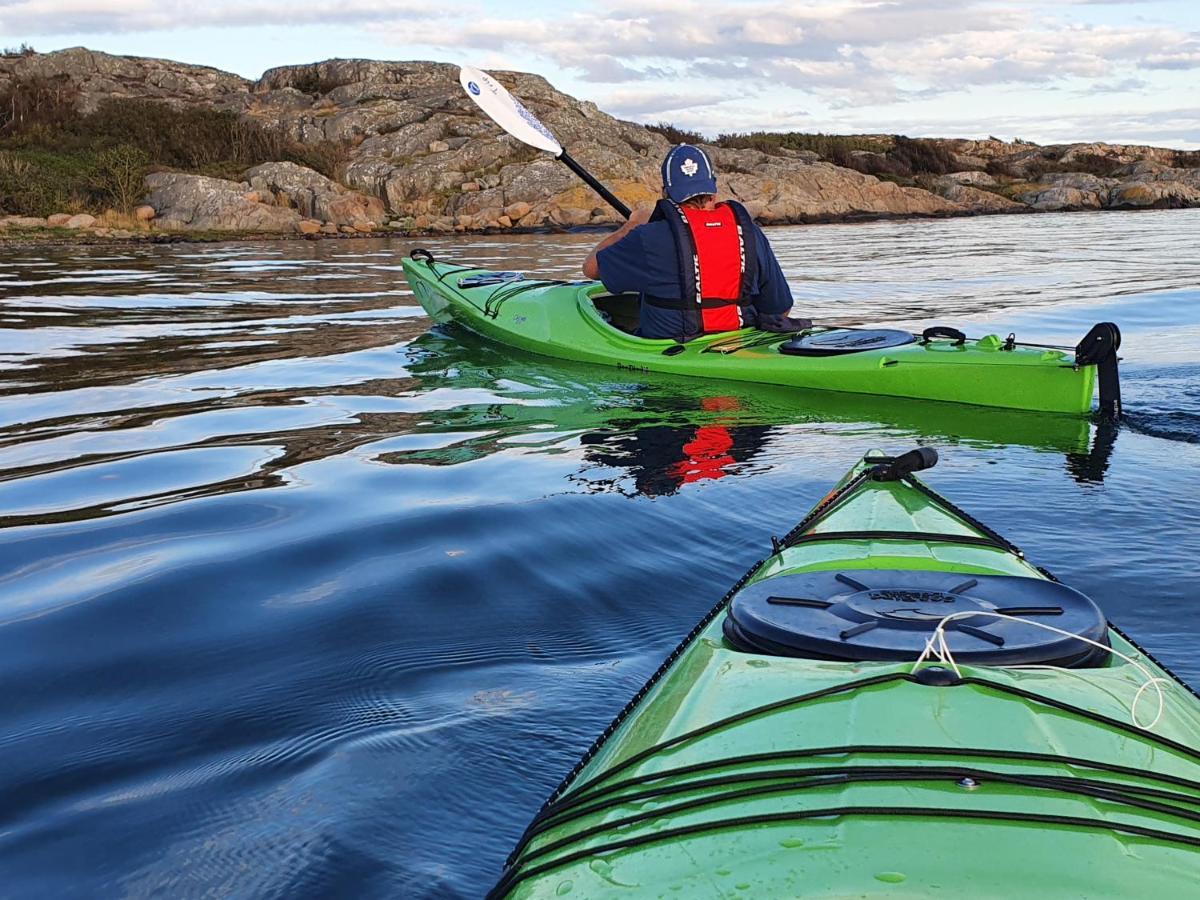 Skaergardsidyll Pa Bjoerkoe Med Gangavstand Till Havet Skarvik Ngoại thất bức ảnh
